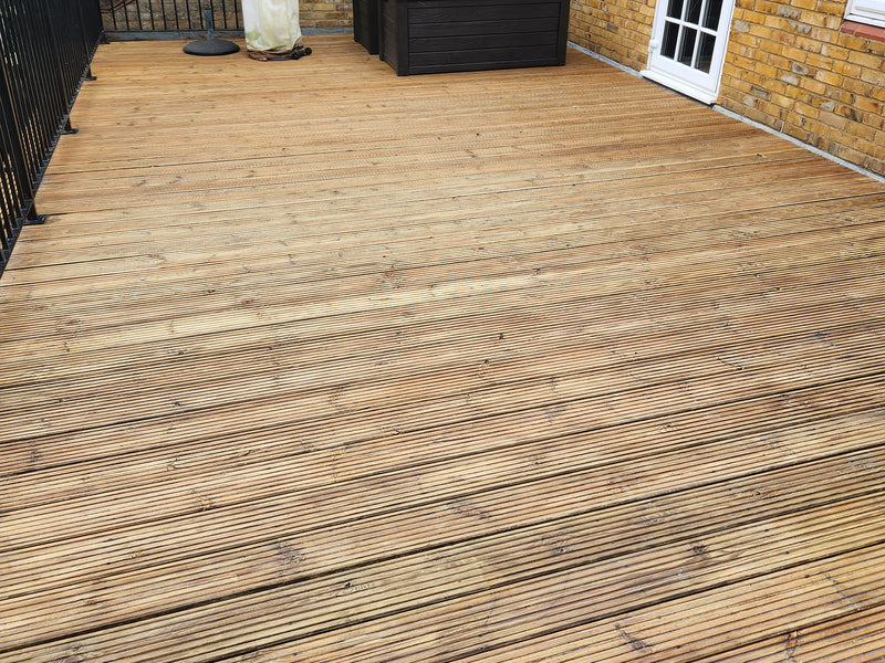 Decking Cleaning & Restoration